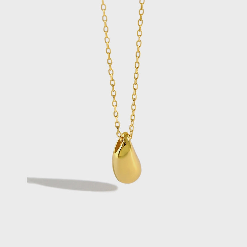 Water Drop Pendant Necklace in Gold